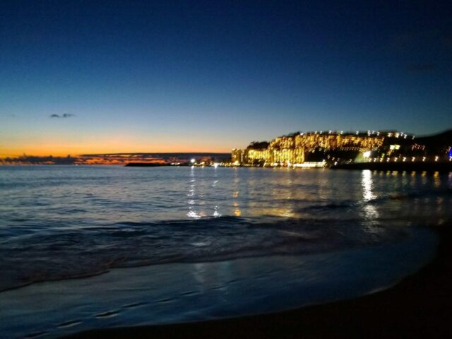 Stranda Patalavaca mot Anfi del Mar Gran Canaria Gran Canaria Patalavaca