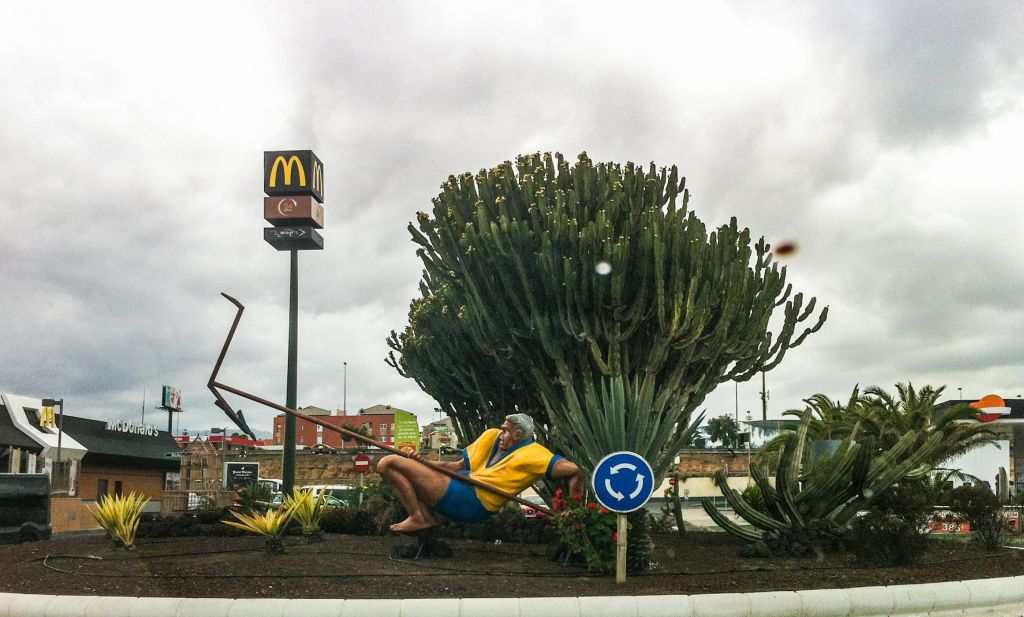 Kanarisk standard - Rundkjøring 3