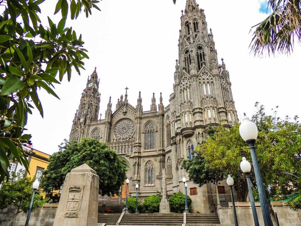 Kirken San Juan Bautista i Arucas Gran Canaria 2